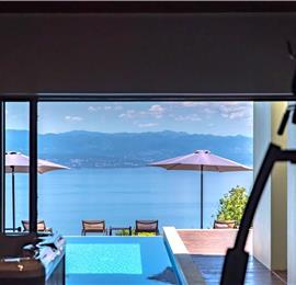 4 Bedroom Villa with Salt Water Pool, Private mini golf course and Rooftop Terrace near Opatija, Sleeps 8